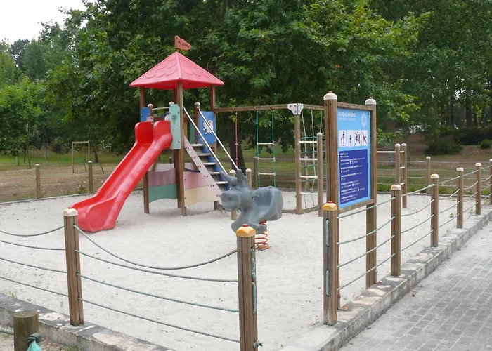 营地 Parque De Campismo Orbitur Foz De Arelho.
